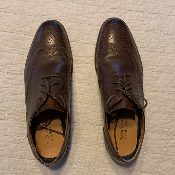 Florsheim Only Macy's Men's 11588 200 Size 10 1/2 D Brown Wingtip Dress Shoes - Picture 1 of 6
